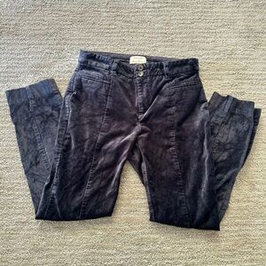 By Anthropologie  The Essential Slim Velvet Straight Leg
Pants Size 2